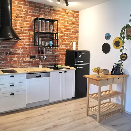 Happy Apartment