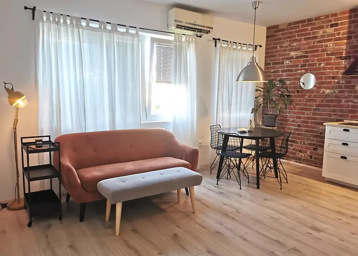 Апартаменты Happy